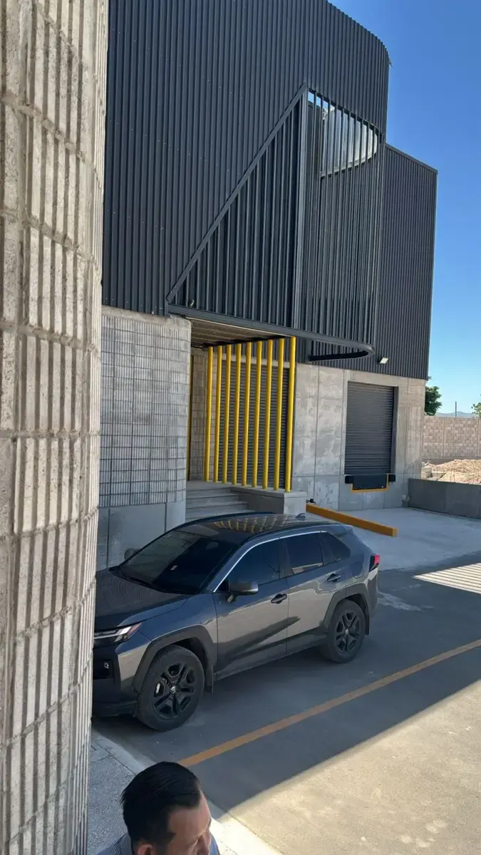 Industrial Spot2