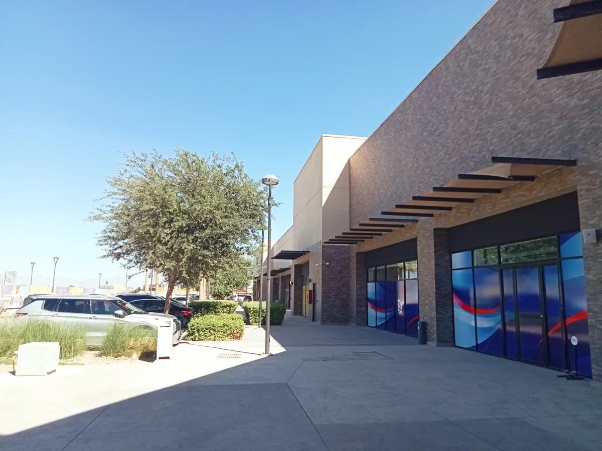 Local Comercial Spot2