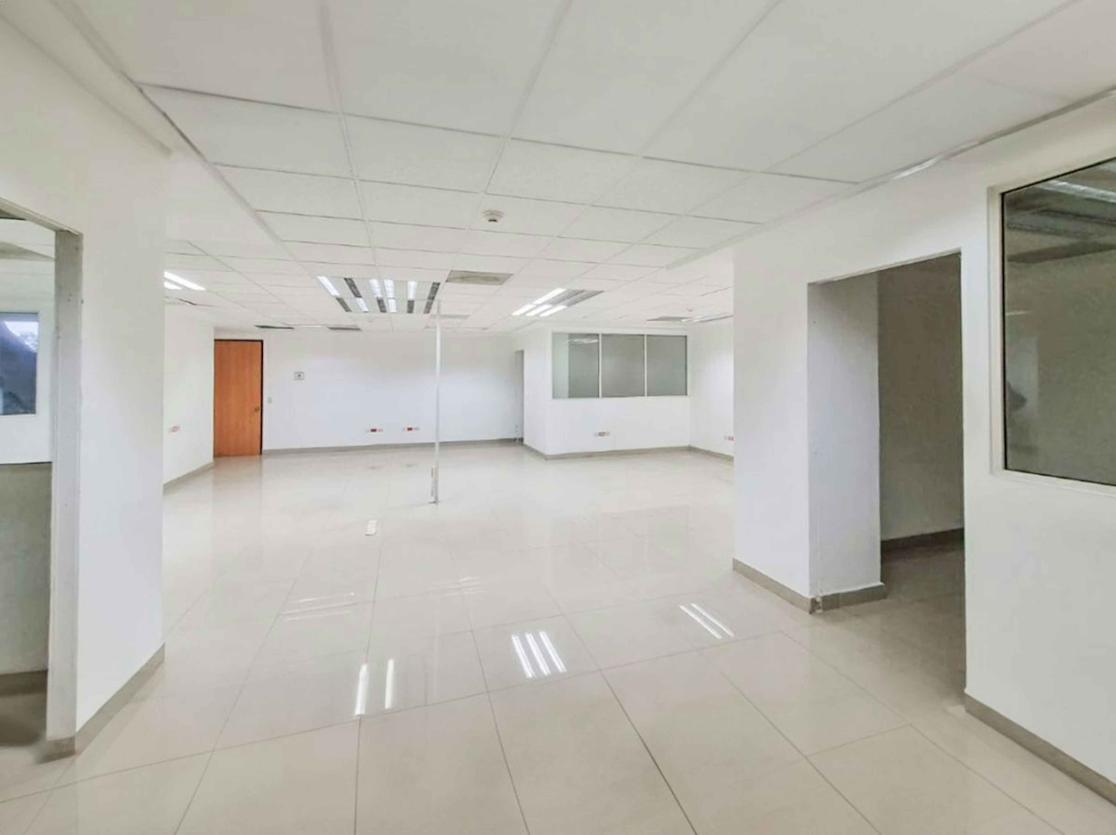 Licenciado José Benítez 2704