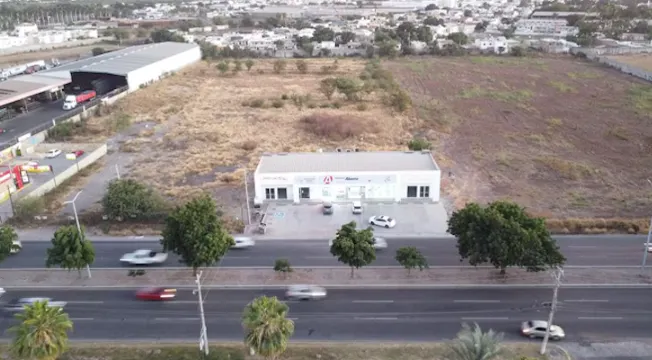 Local Comercial Spot2