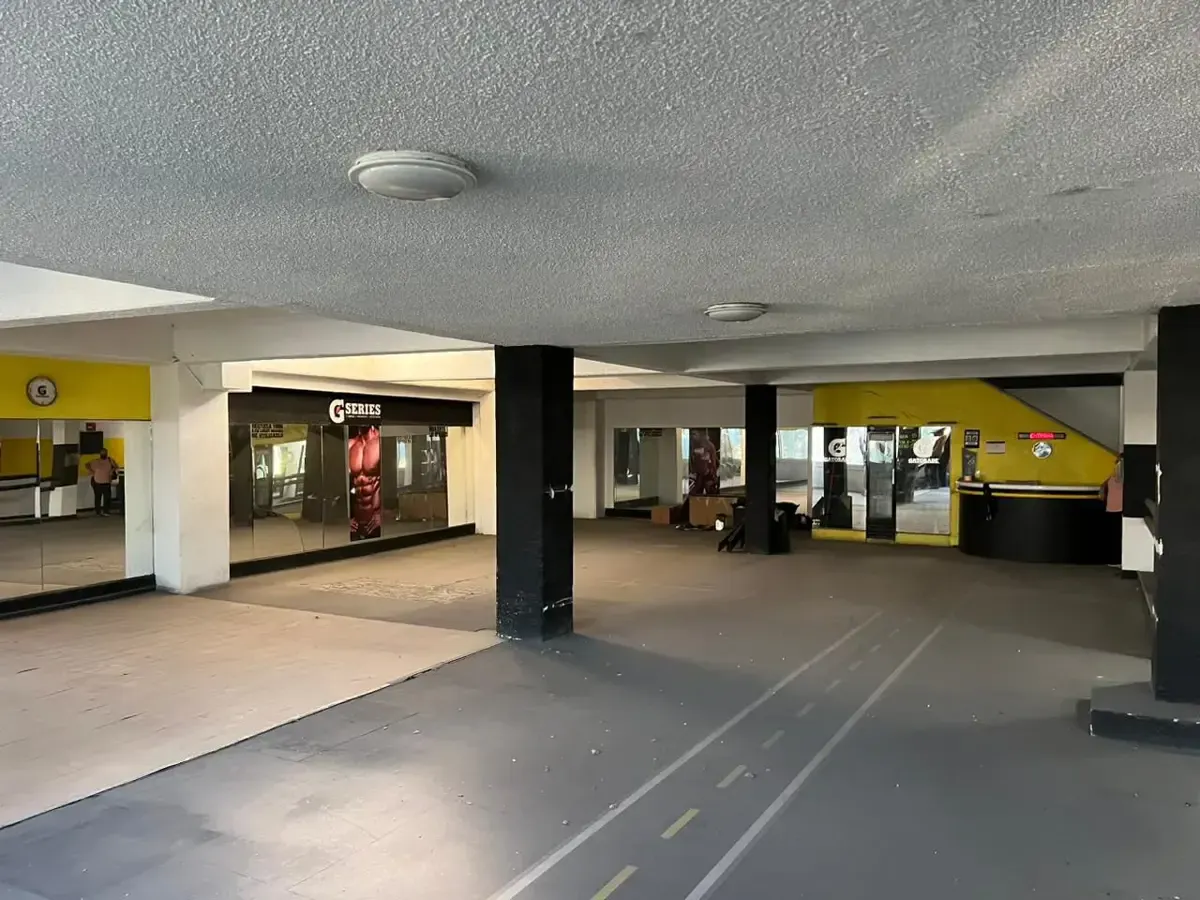 Local Comercial Spot2