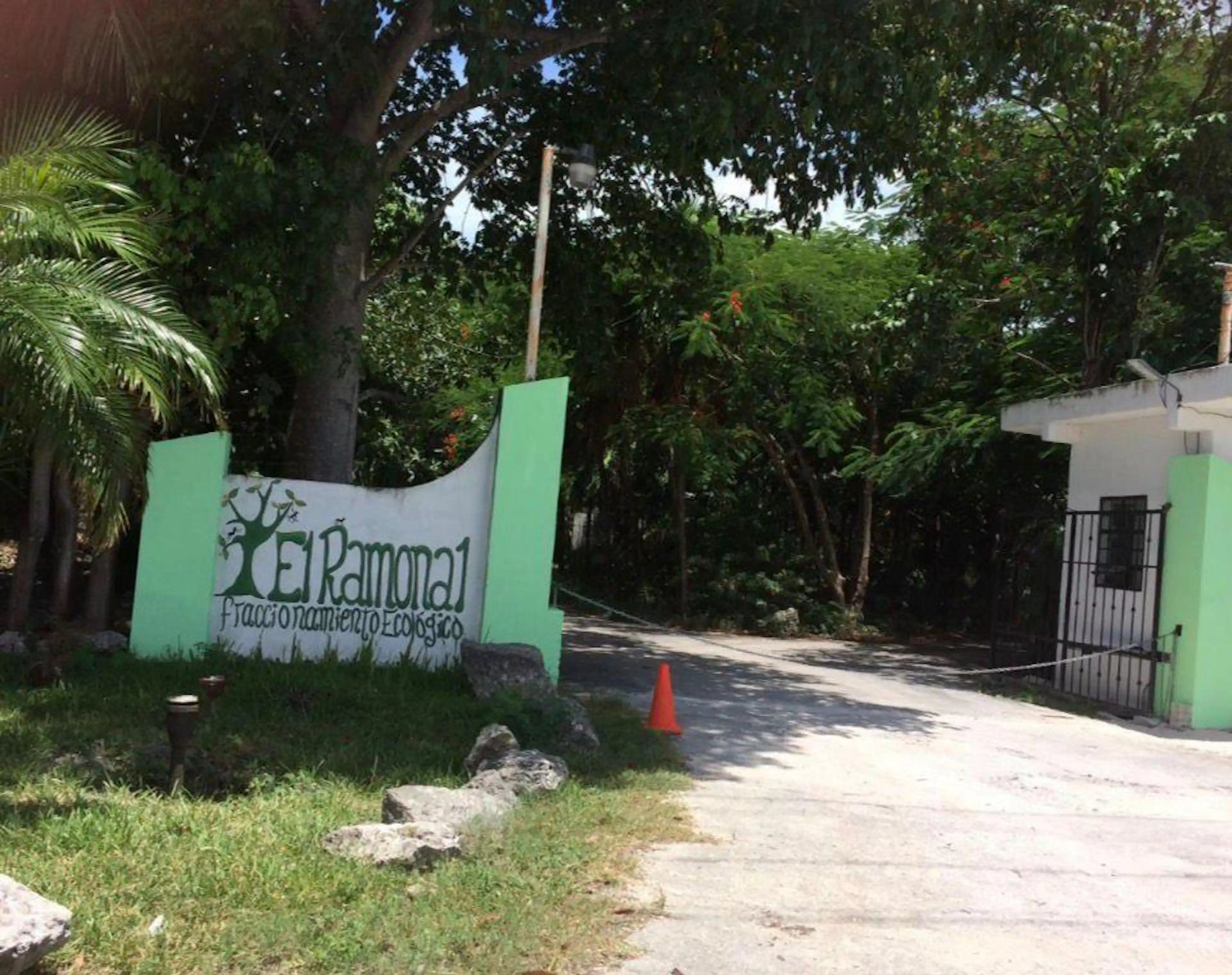 Terreno En Venta  En Fraccionamiento  El Ramonal, Cancun
