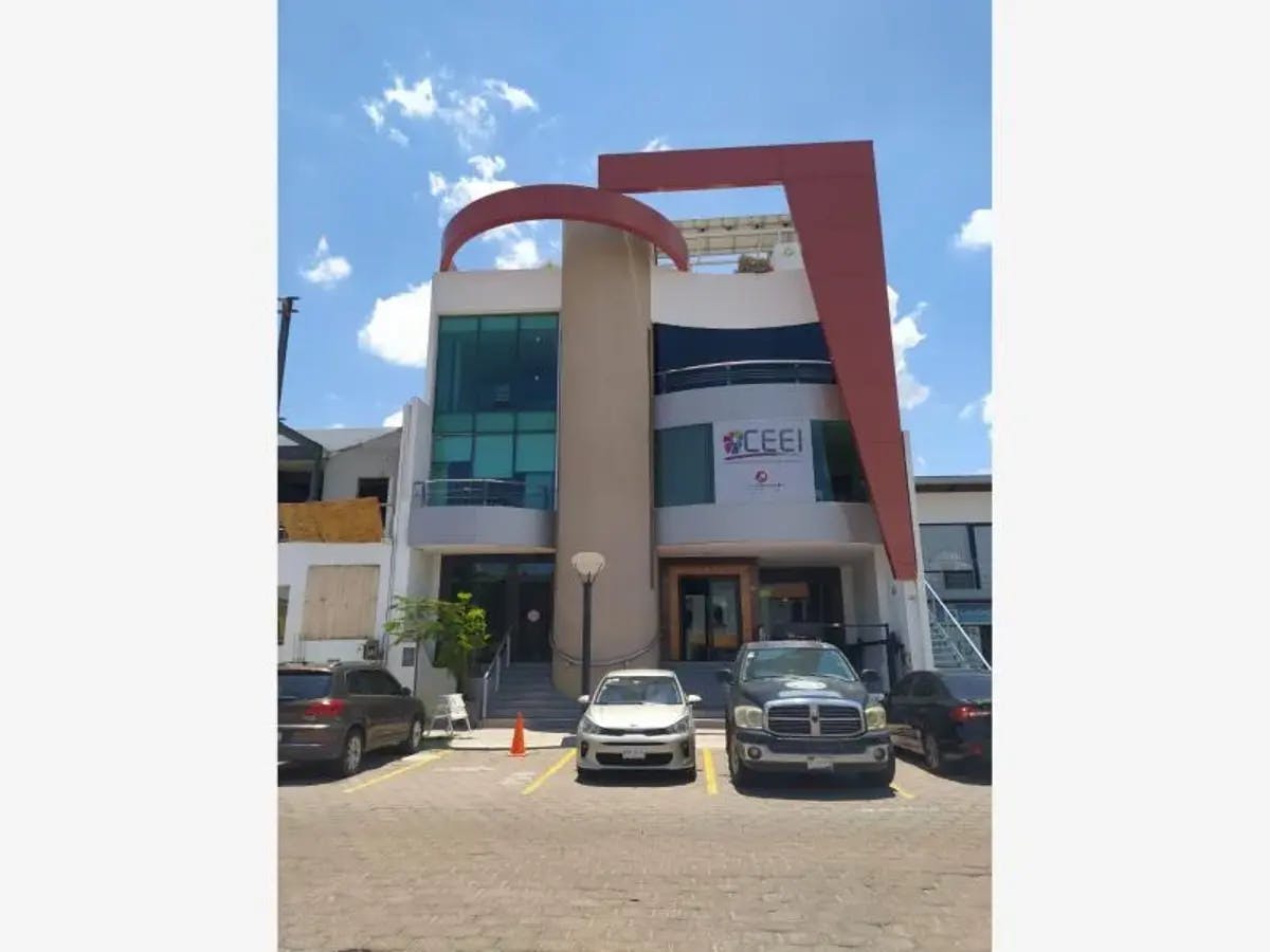 Local Comercial Spot2