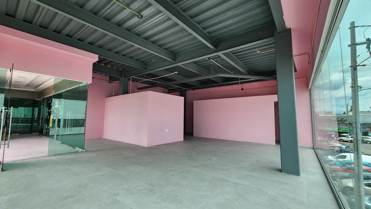 Local Comercial Spot2