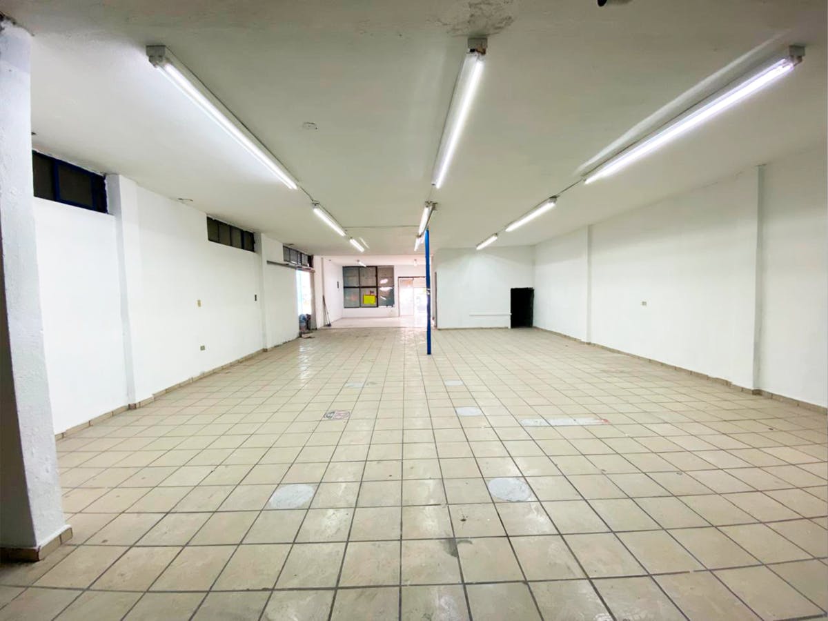 Local Comercial Spot2