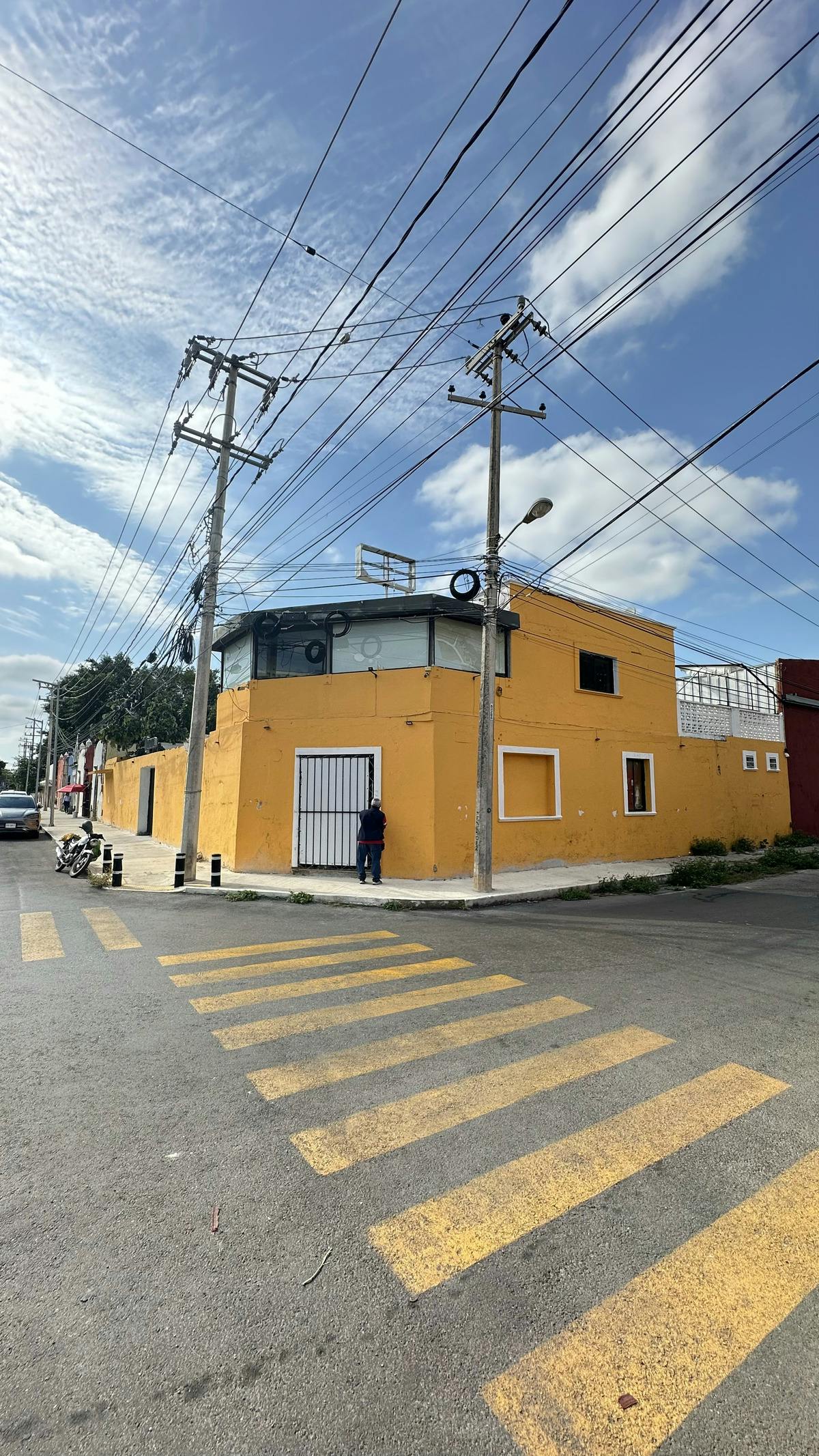 Local Comercial Spot2