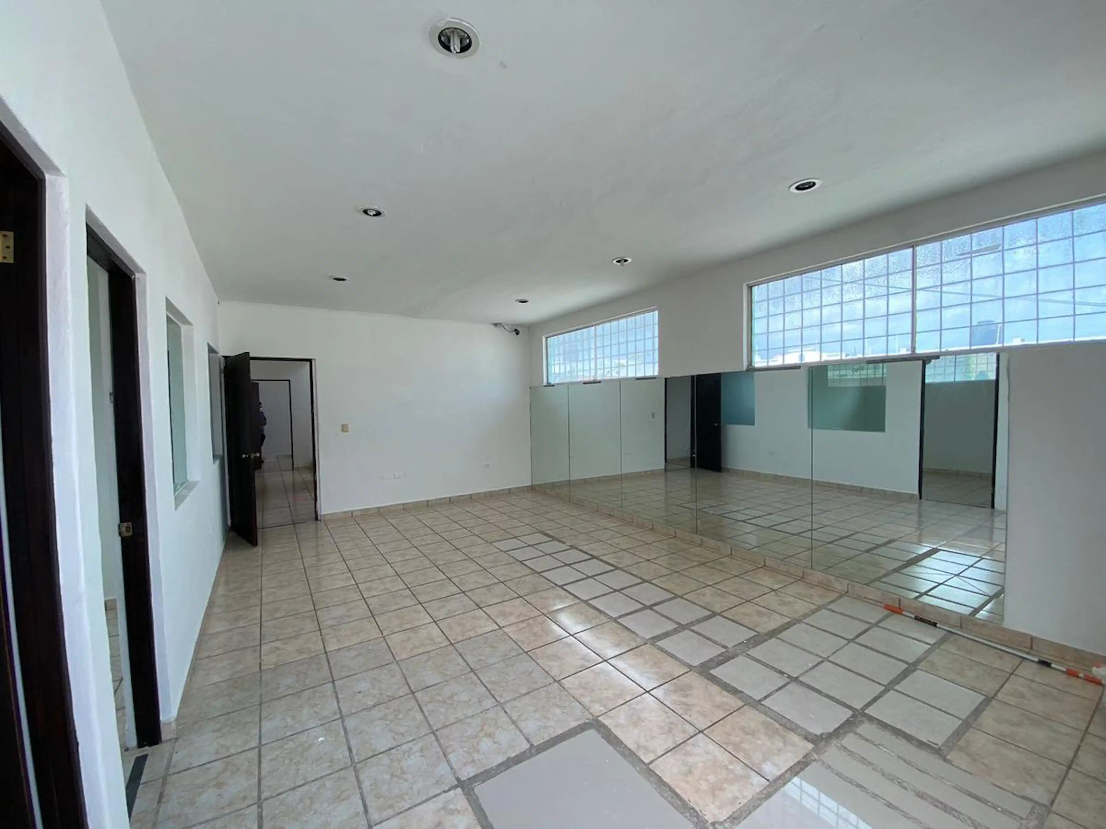 Excelente Oportunidad Edificio Comercial  En Venta   Sobre Av Fonatur S/n