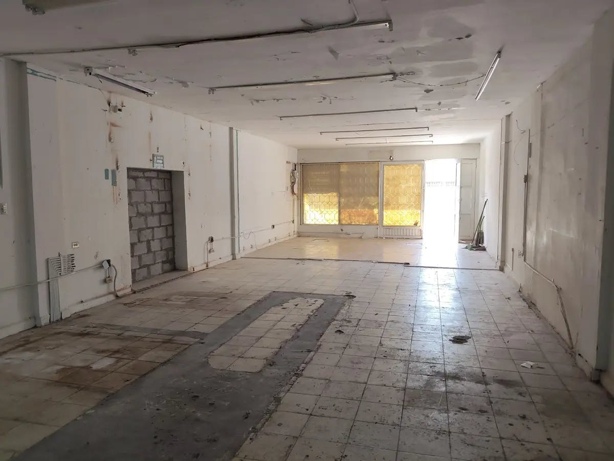 Local Comercial Spot2