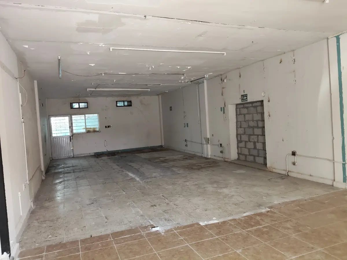 Local Comercial Spot2