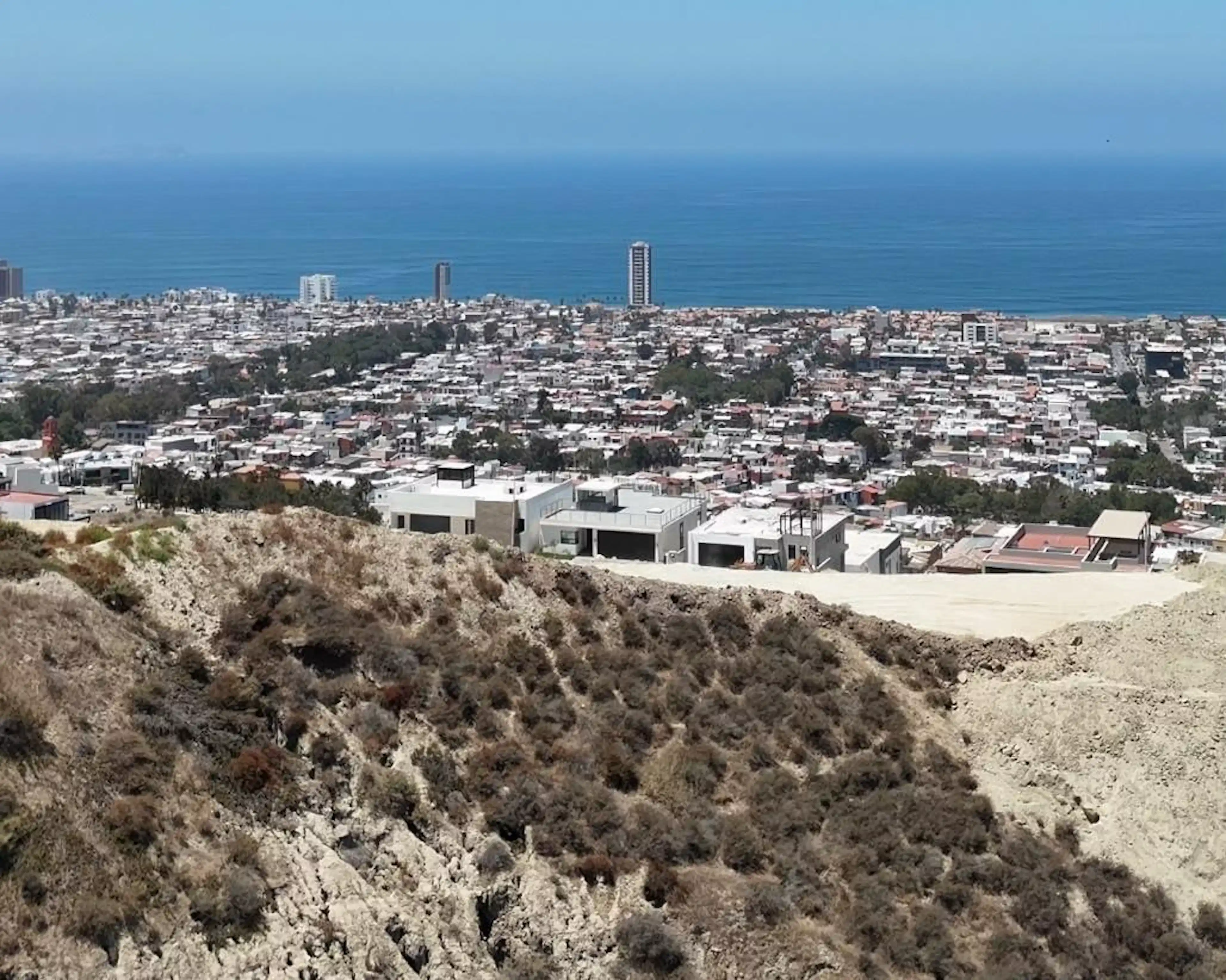Terreno con vista al Mar en Residencial Costa Coronado