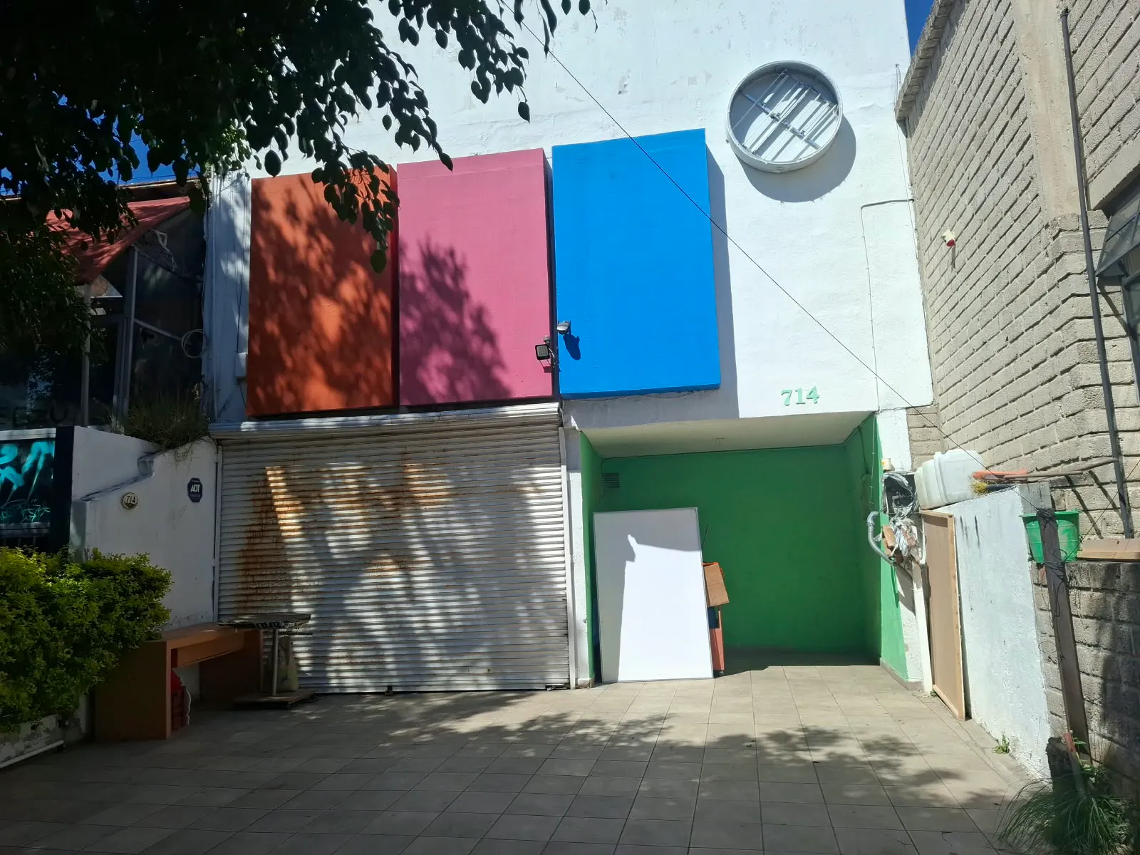 Local Comercial Spot2