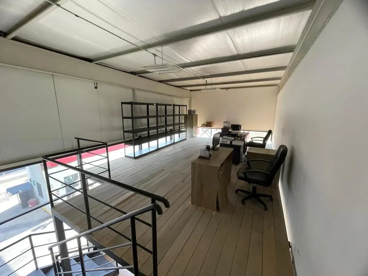 Local Comercial Spot2