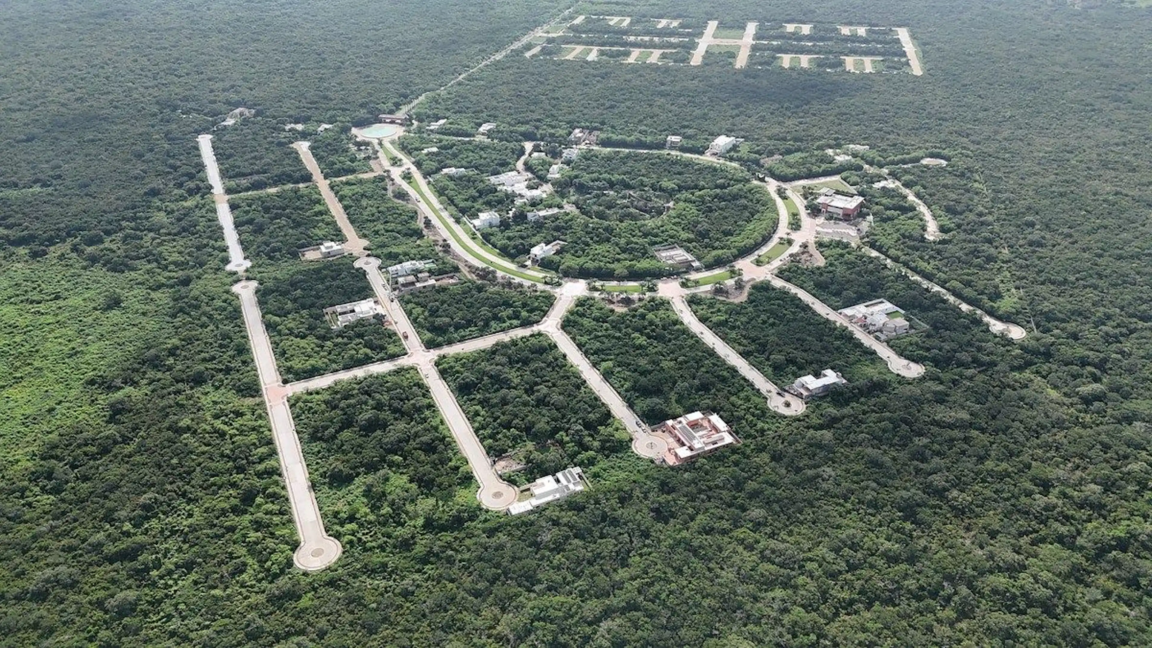 TERRENO EN VENTA DE 600 M² EN PRIVADA LA RESERVA, CONKAL