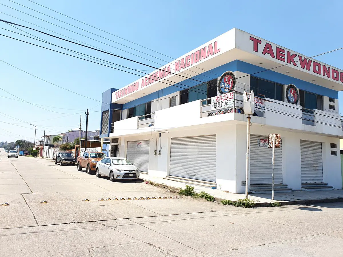 Local Comercial Spot2