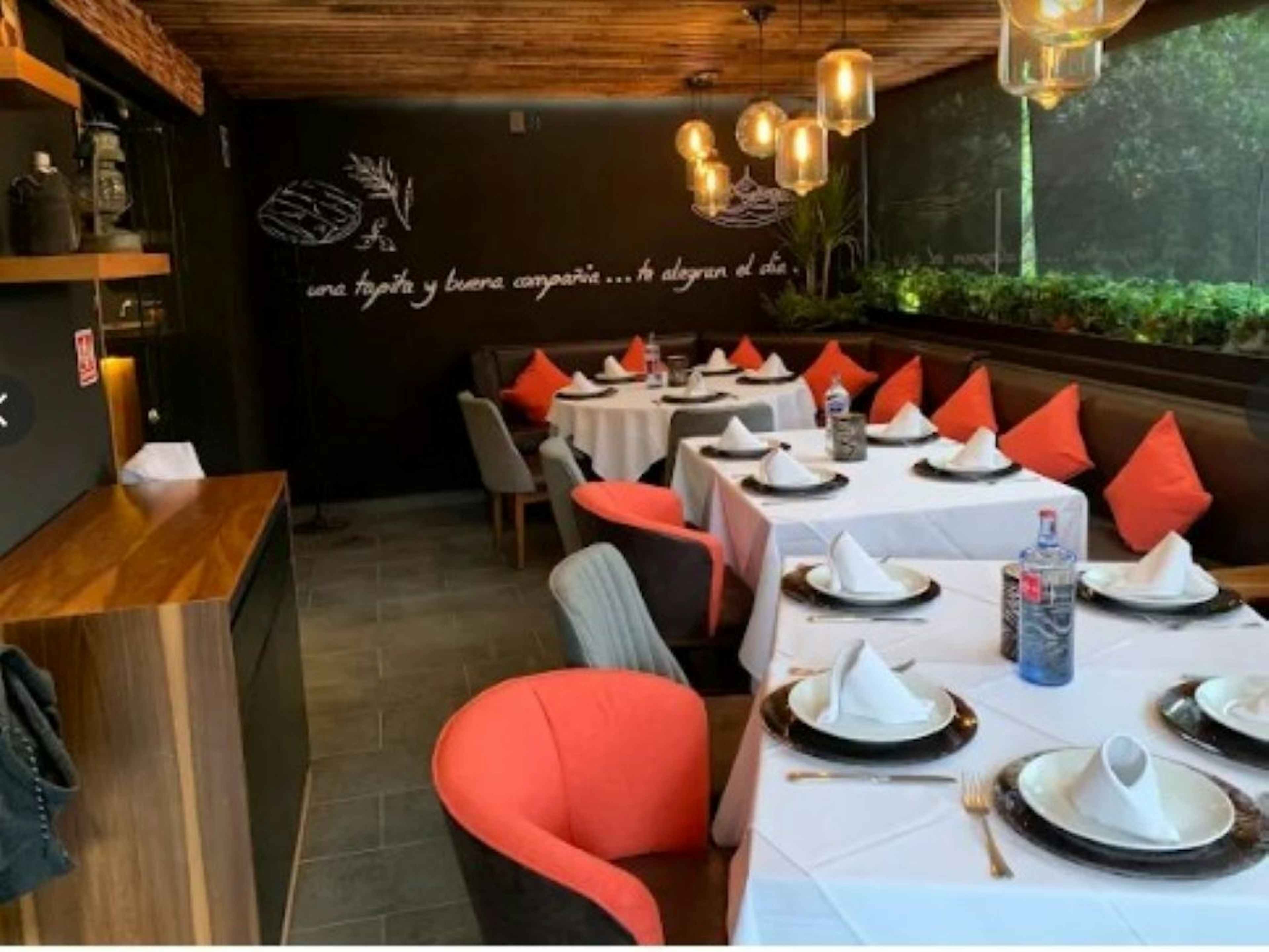 Calzada Santa Catarina 207