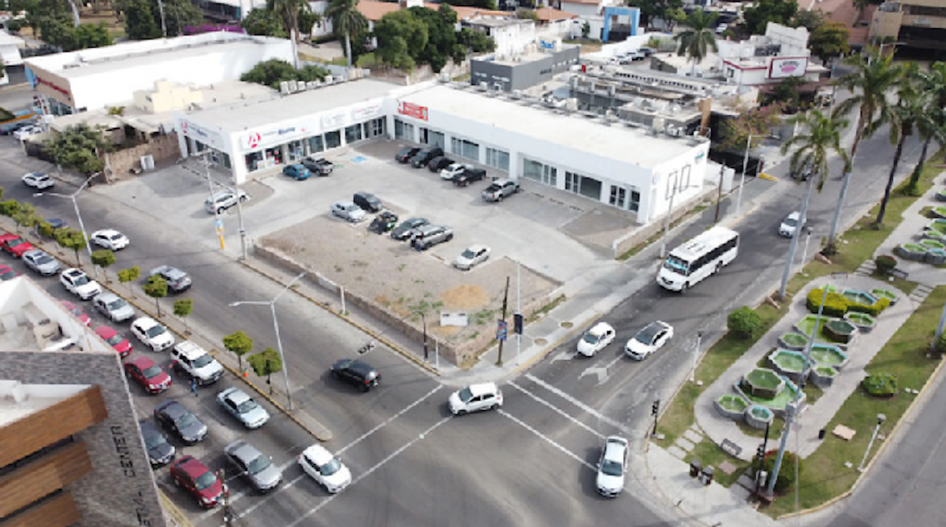 Local Comercial Spot2