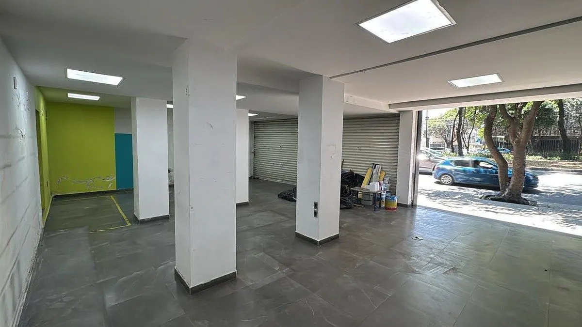Local Comercial Spot2