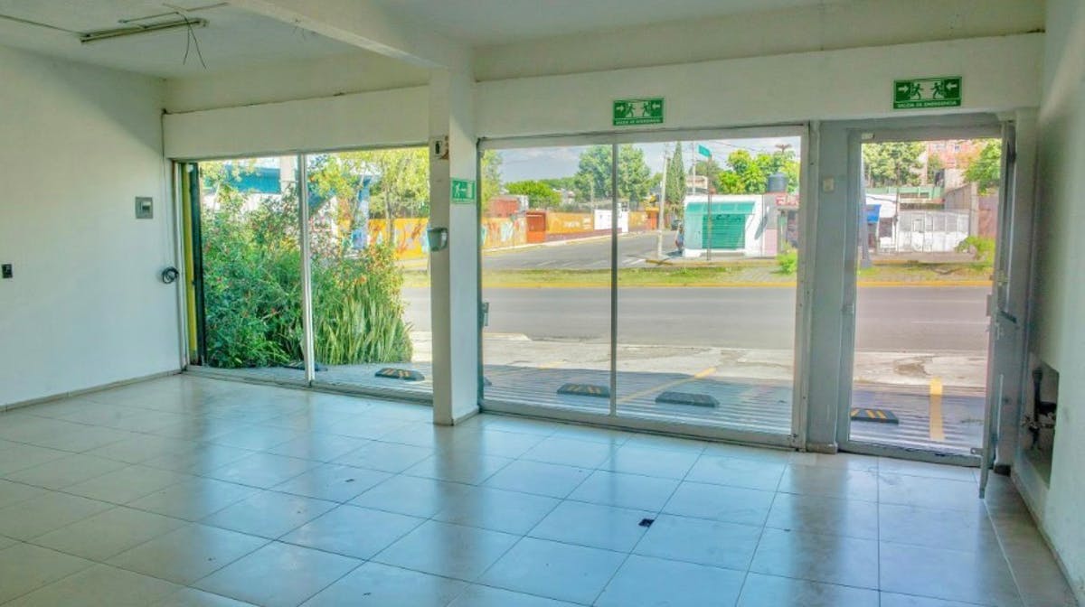 Local Comercial Spot2