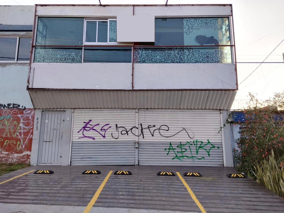 Local Comercial Spot2