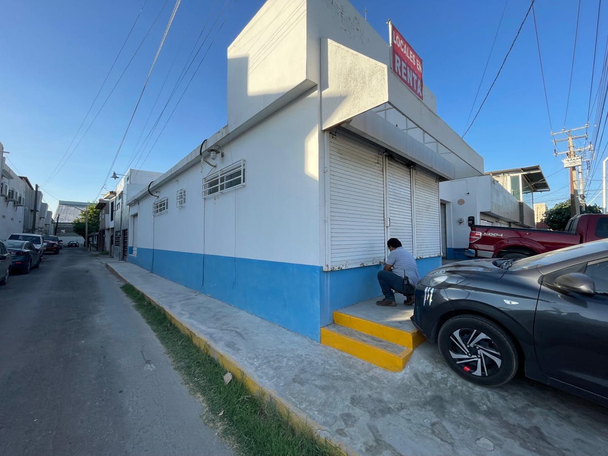 Local Comercial Spot2