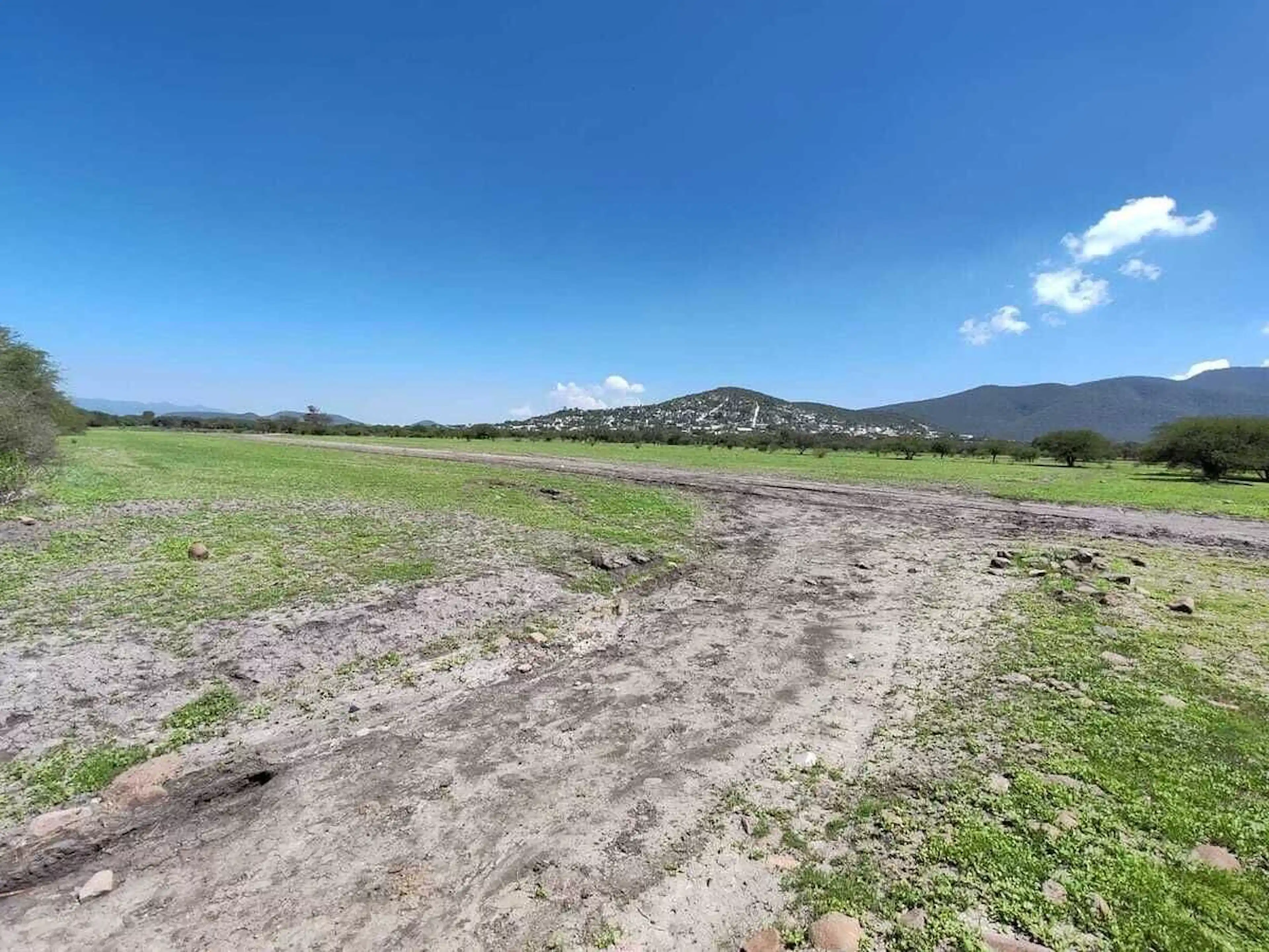 Oportunidad De Inversión! Terreno En Venta En Tierra Blanca, El Marqués, Qro.