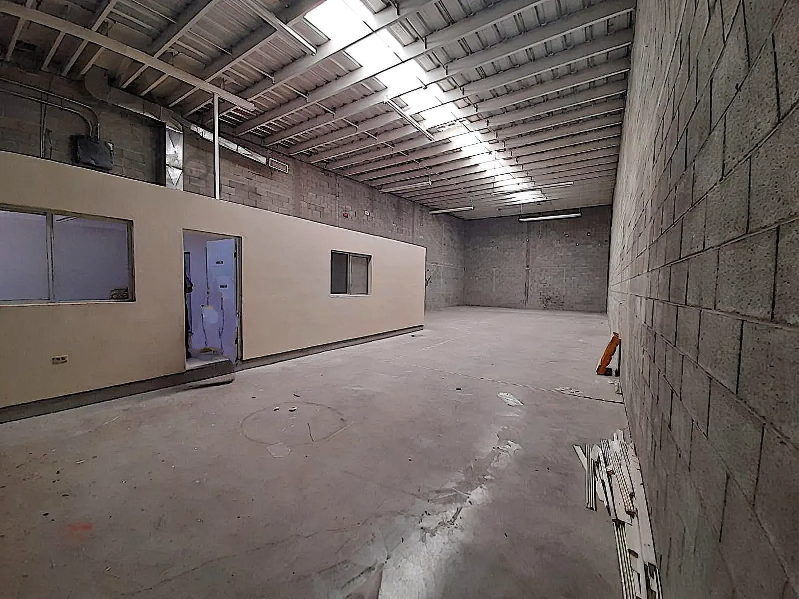 Industrial Spot2
