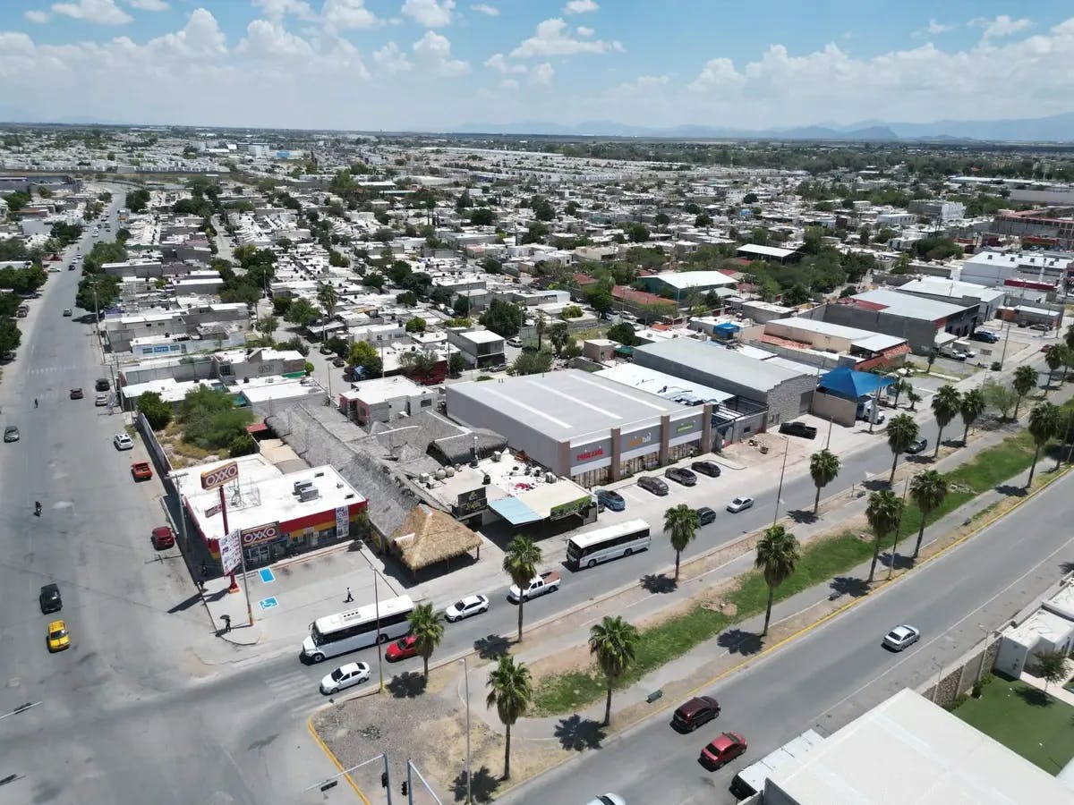 Local Comercial Spot2