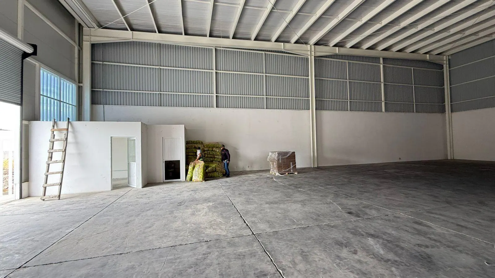 Industrial Spot2