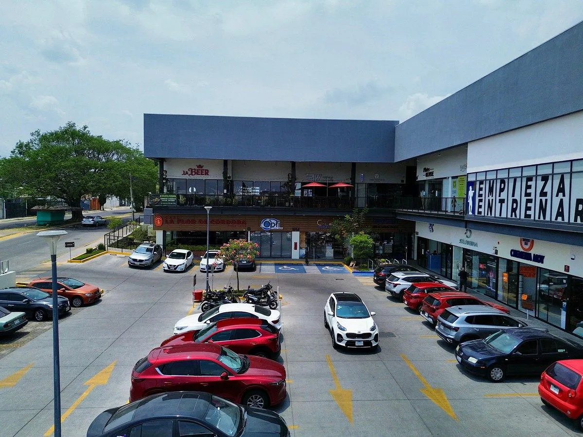 Local Comercial Spot2