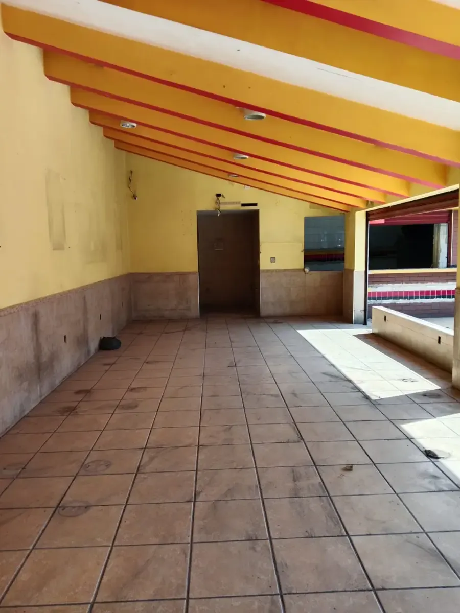 Local Comercial Spot2