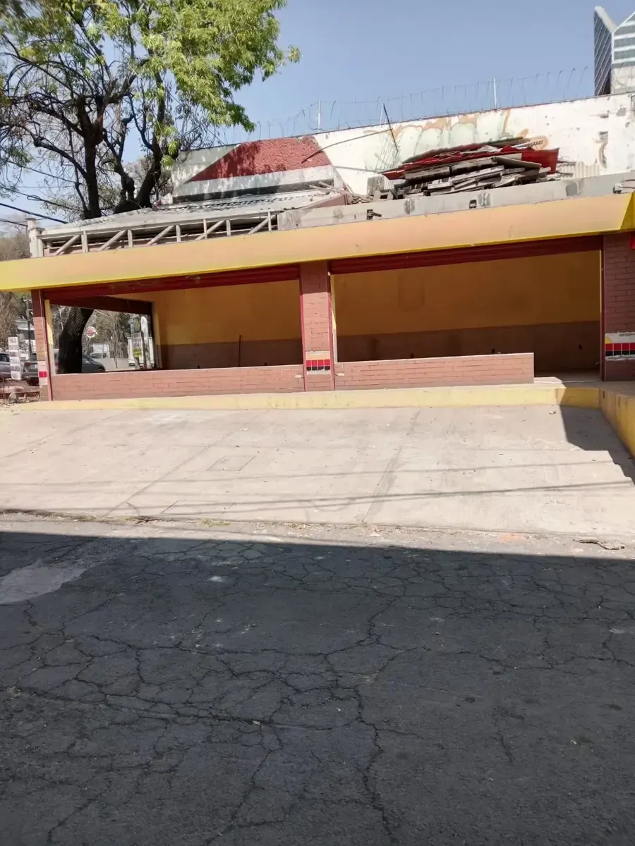 Local Comercial Spot2