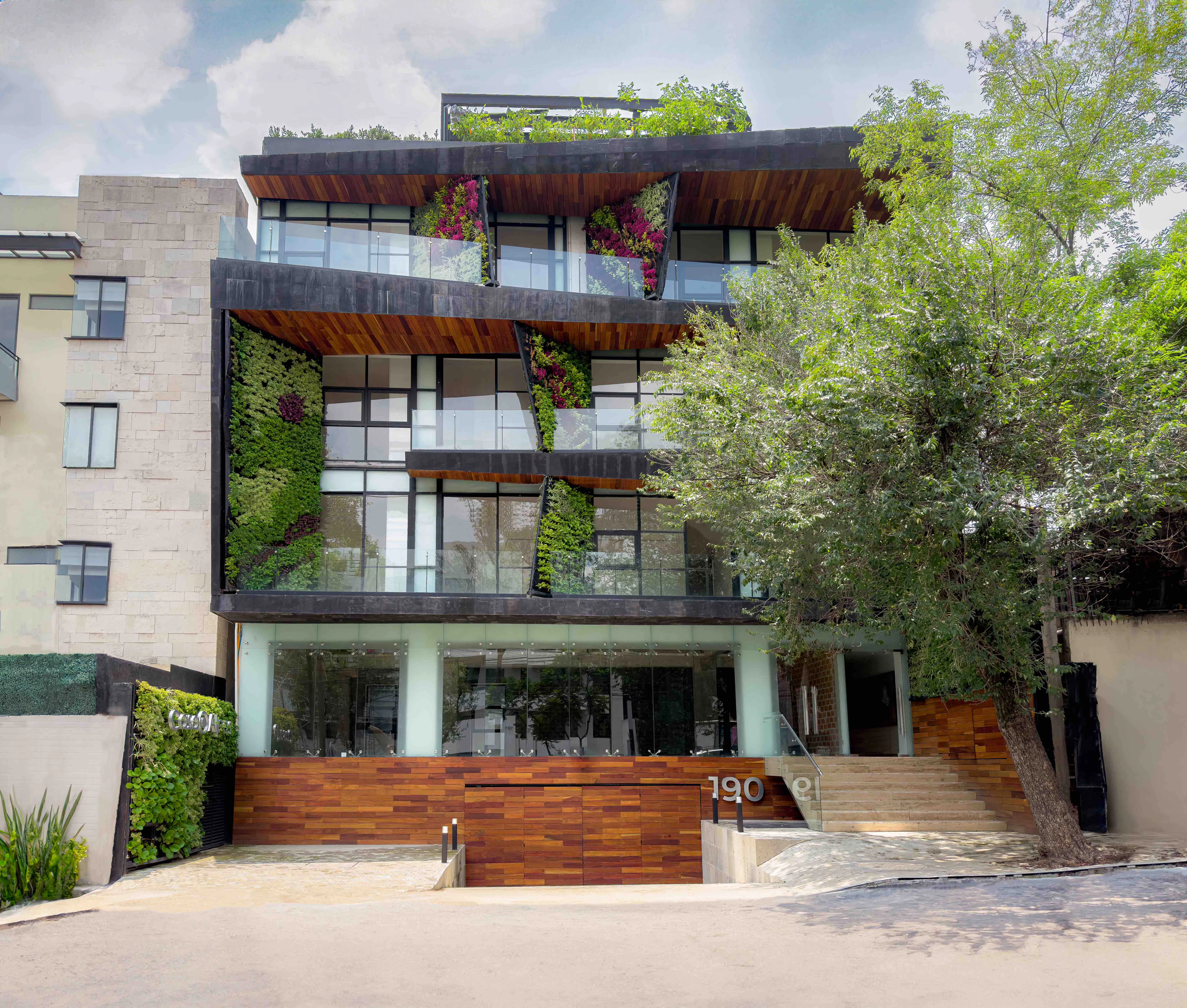 Local Comercial Spot2