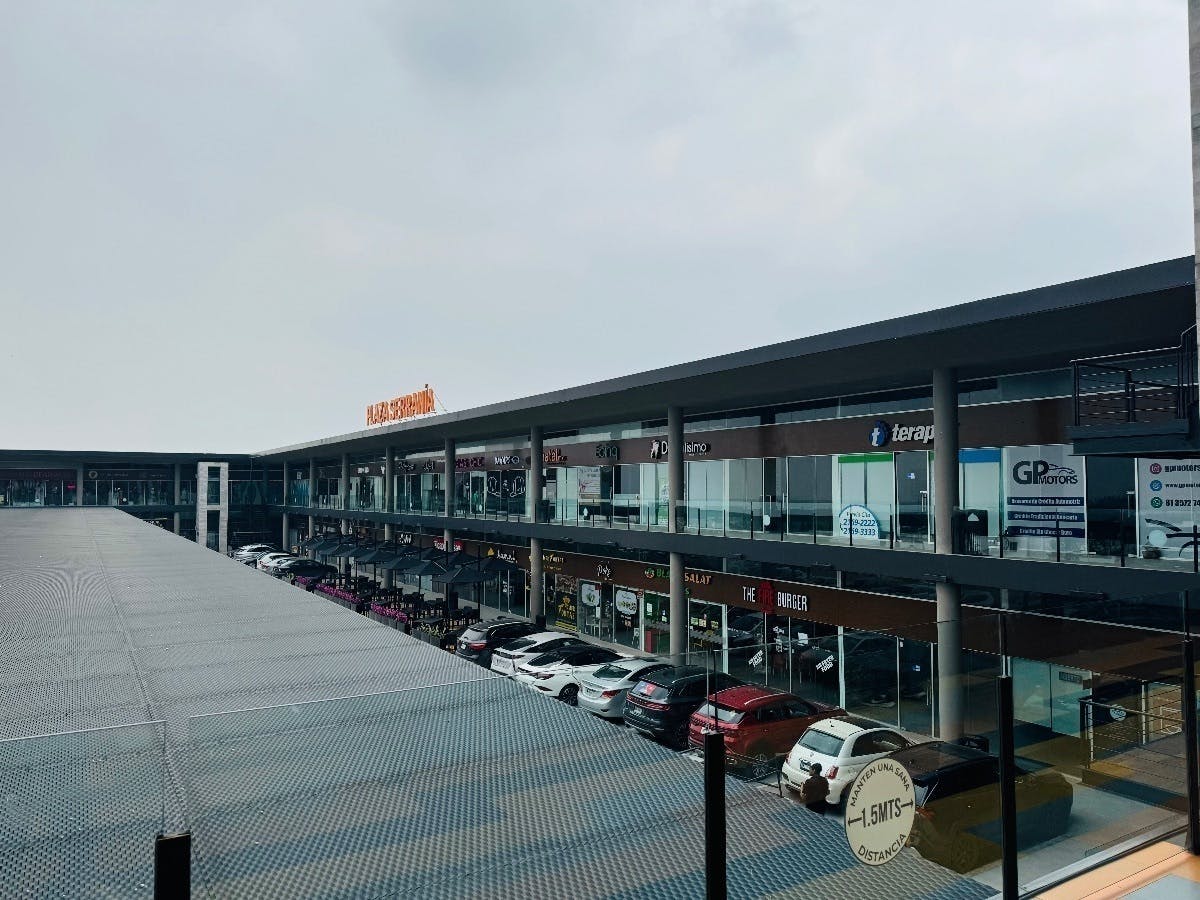 Local Comercial Spot2