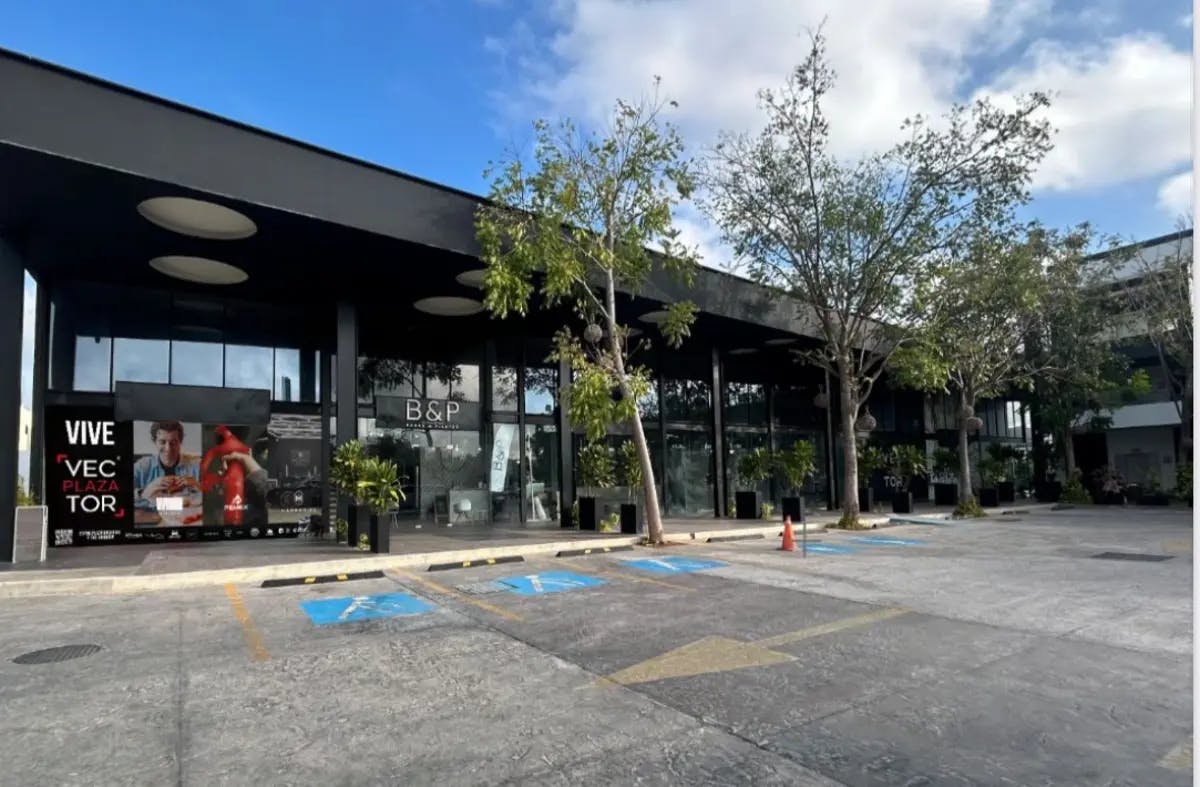 Local Comercial Spot2