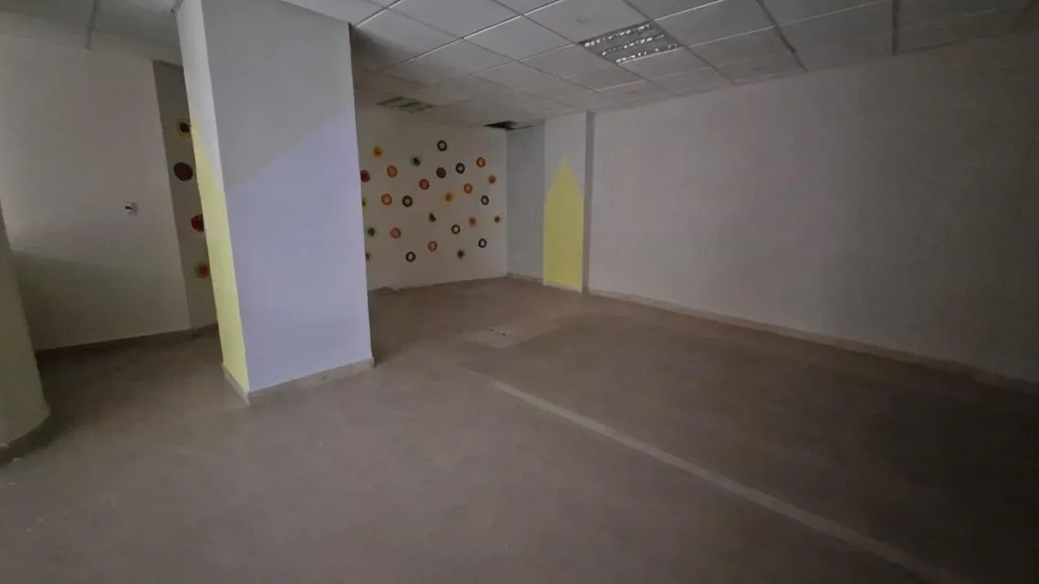Local Comercial Spot2