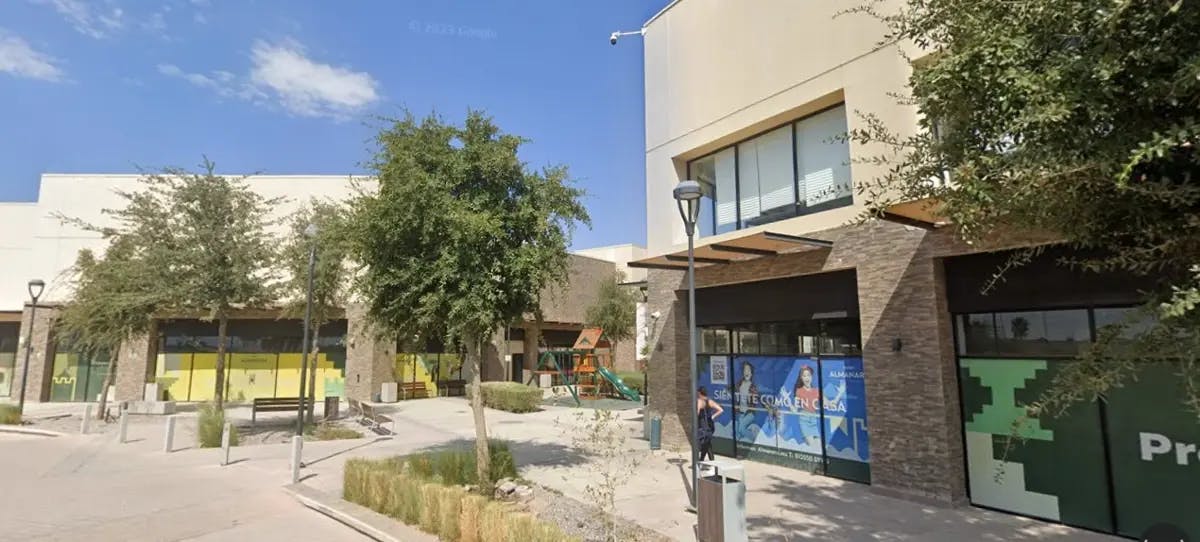 Local Comercial Spot2