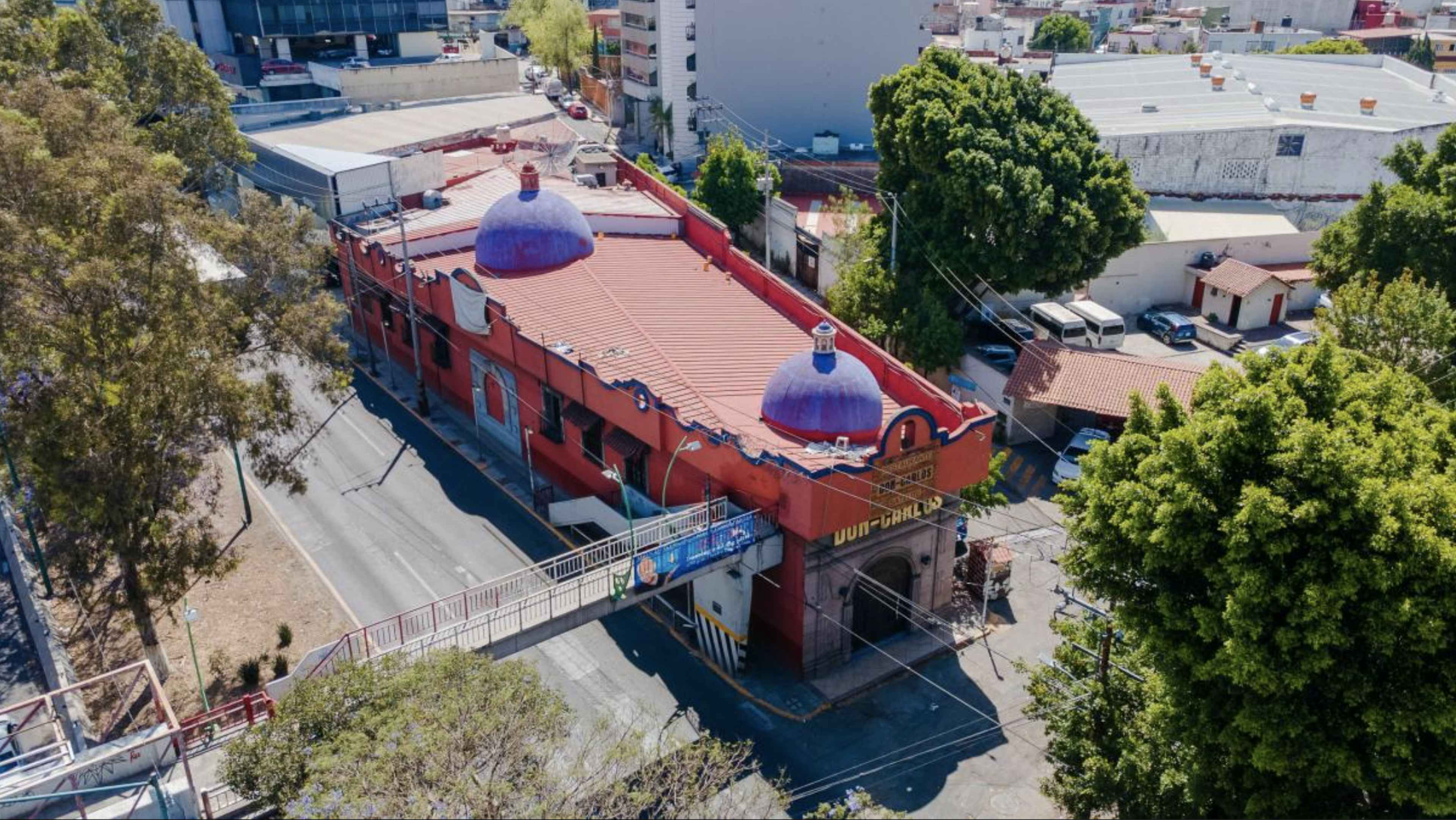 Periférico Boulevard Manuel Ávila Camacho 2000