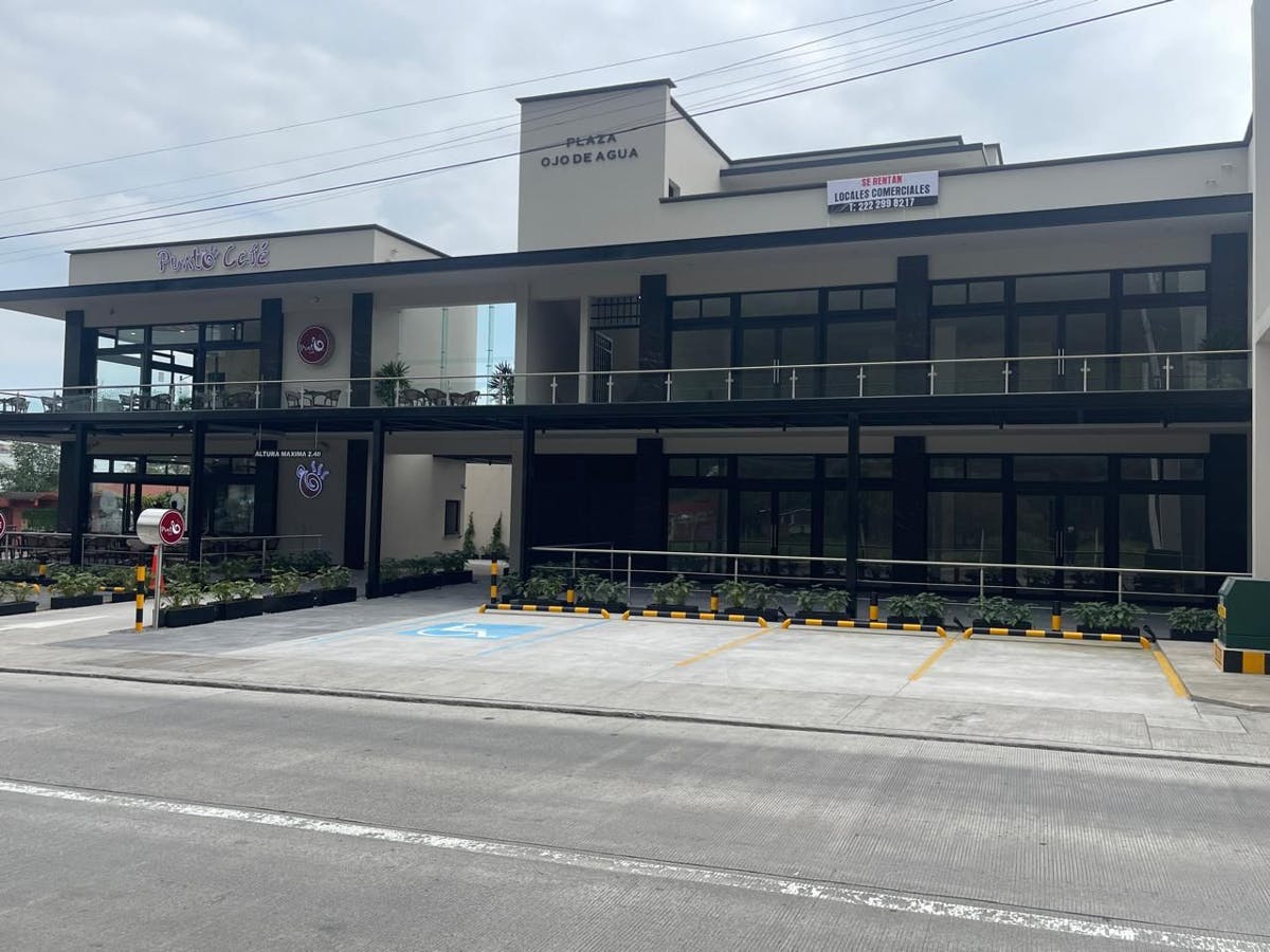 Local Comercial Spot2