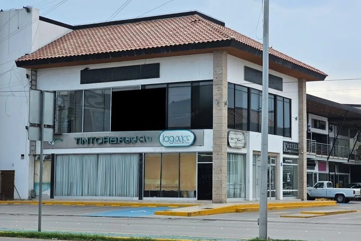 Local Comercial Spot2