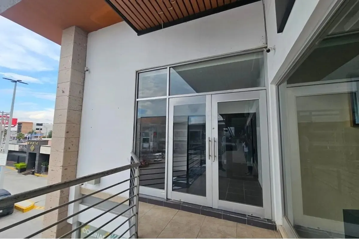 Local Comercial Spot2