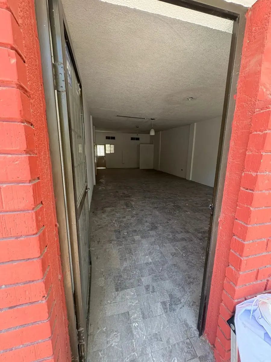 Local Comercial Spot2