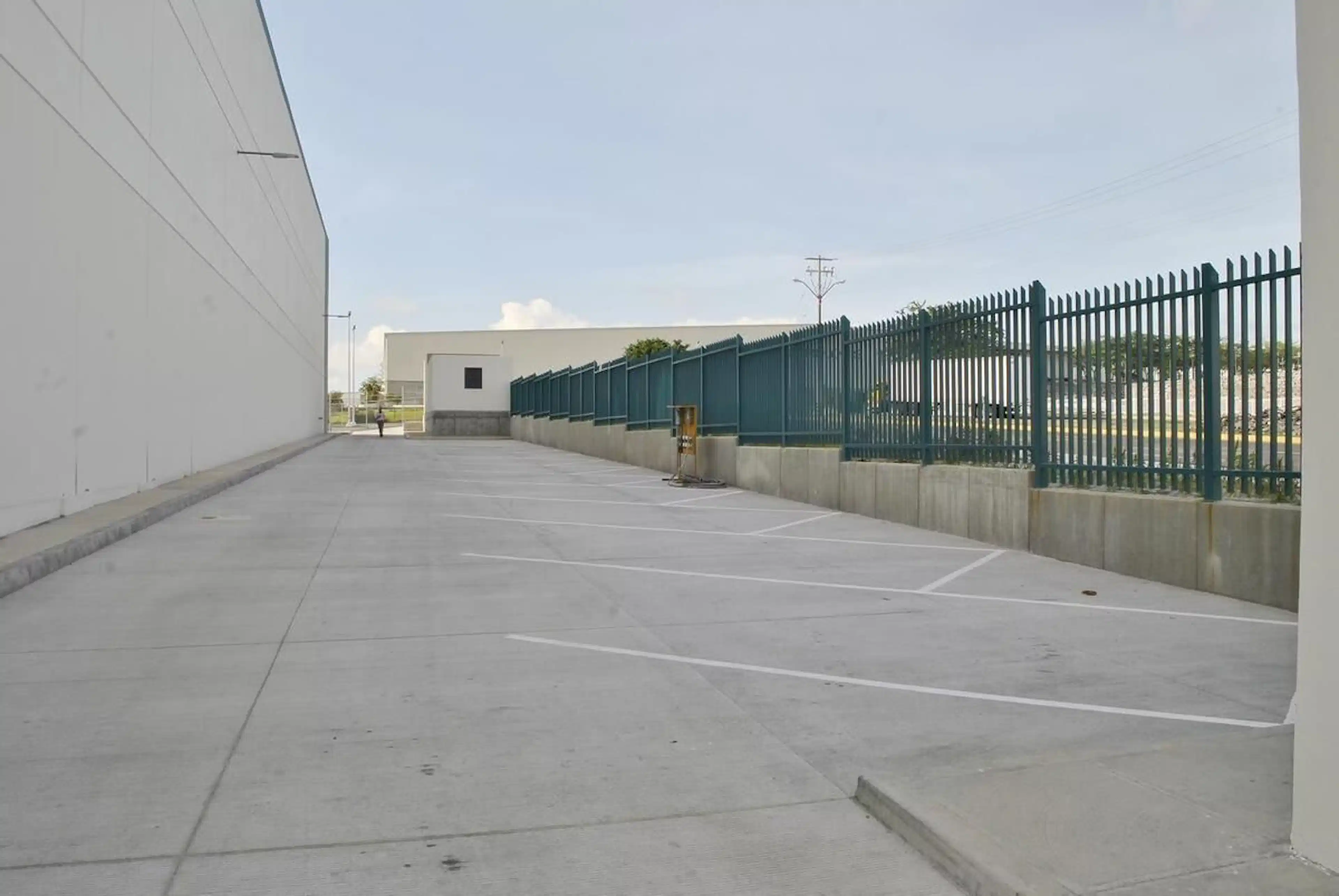 NAVES EN RENTA EN PARQUE INDUSTRIAL