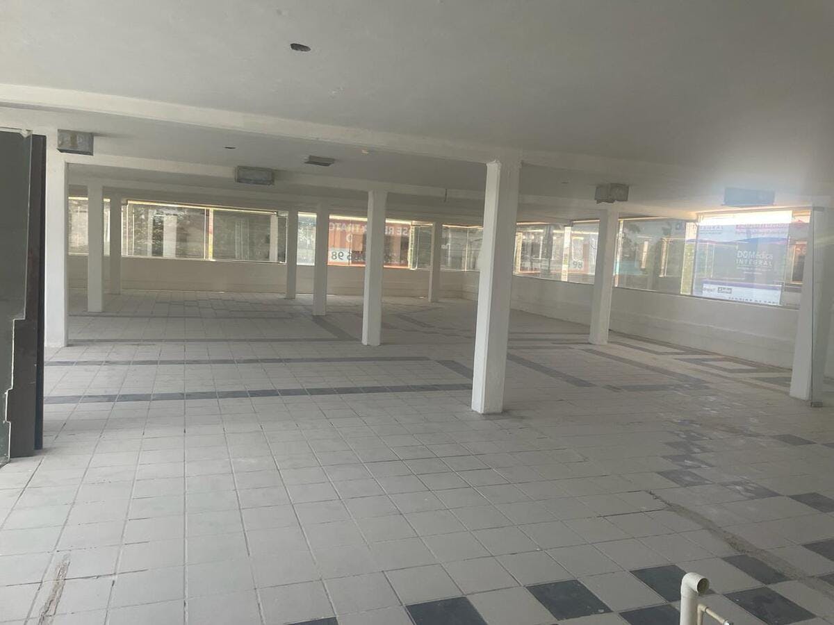 Local Comercial Spot2