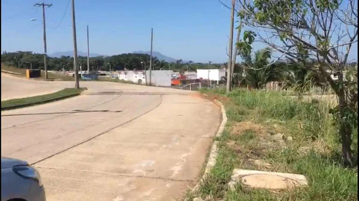 Terreno Spot2