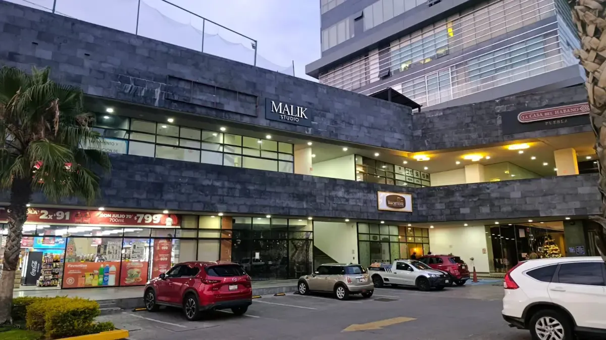 Local Comercial Spot2