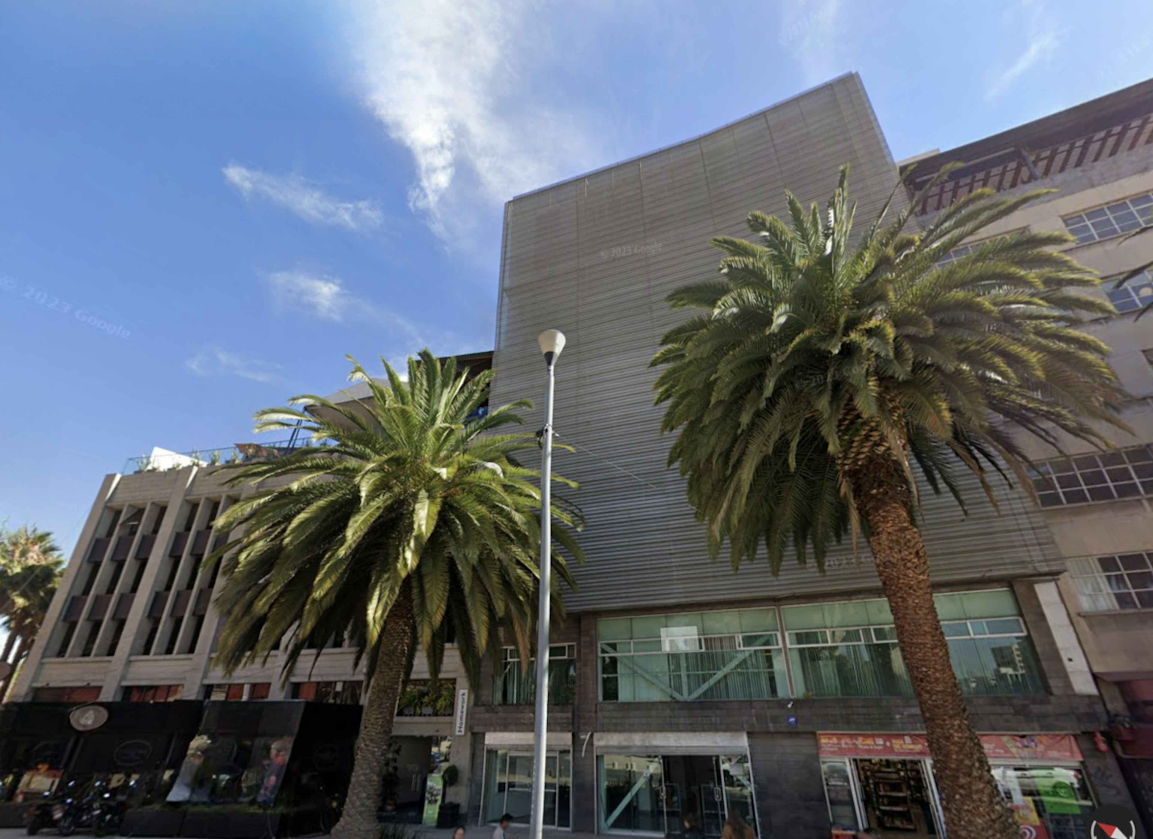 Avenida De La República