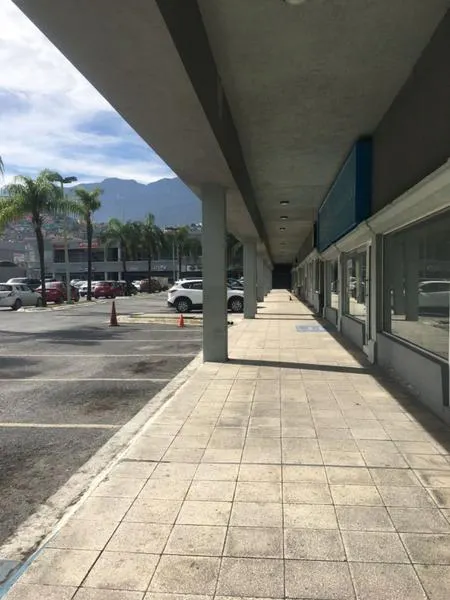 Local Comercial Spot2