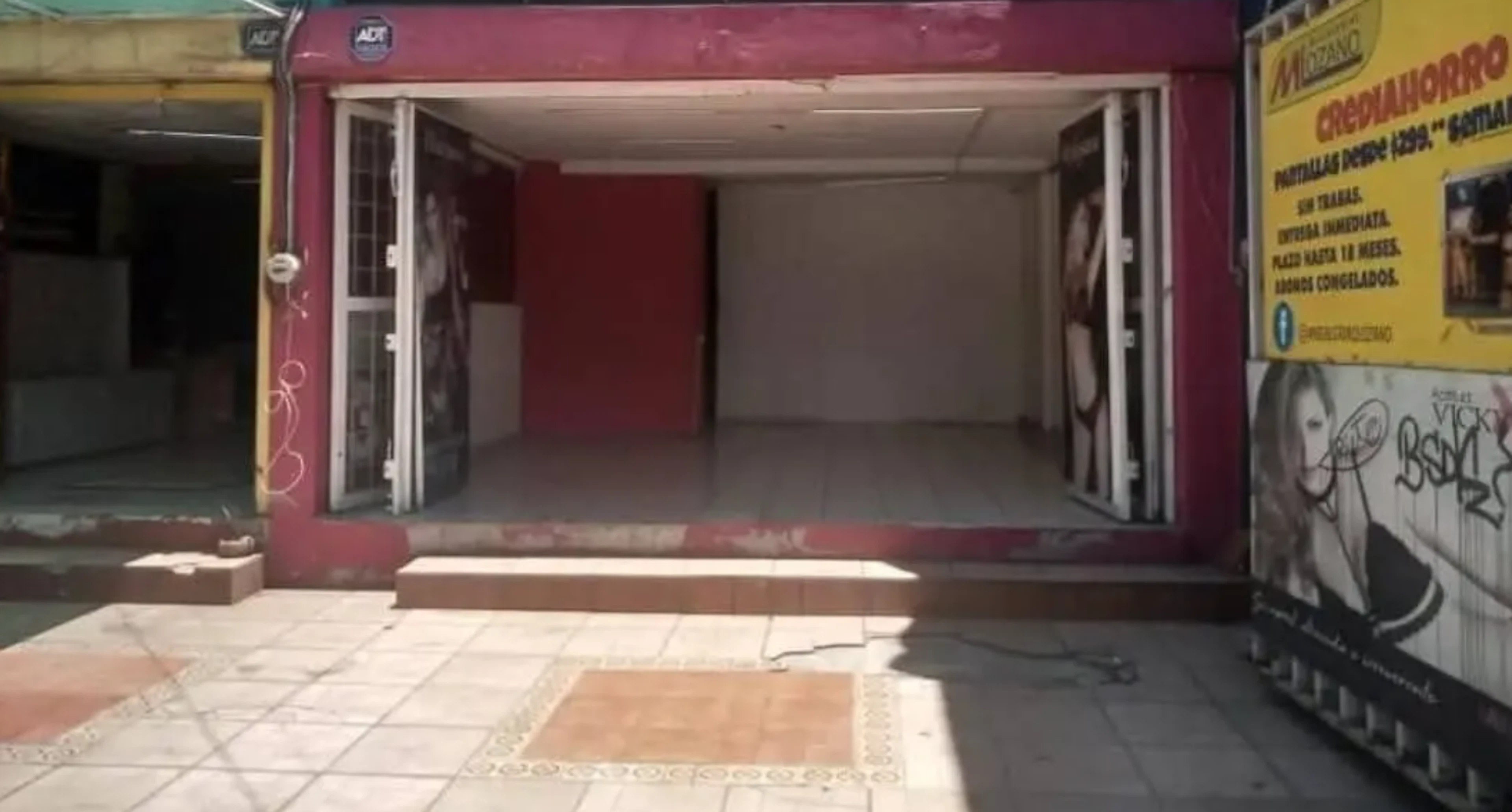 Local Comercial Spot2