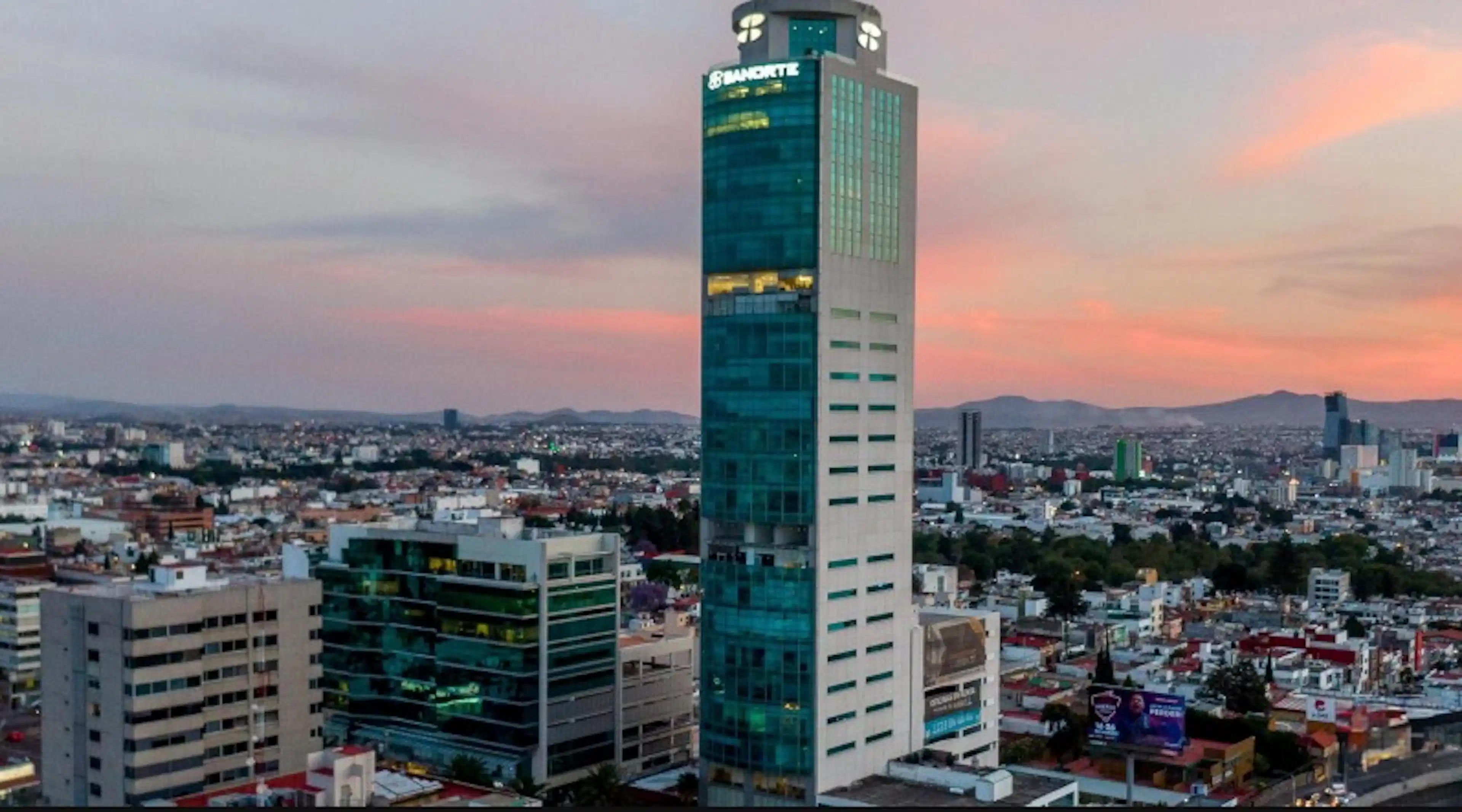 Juárez Piso 17