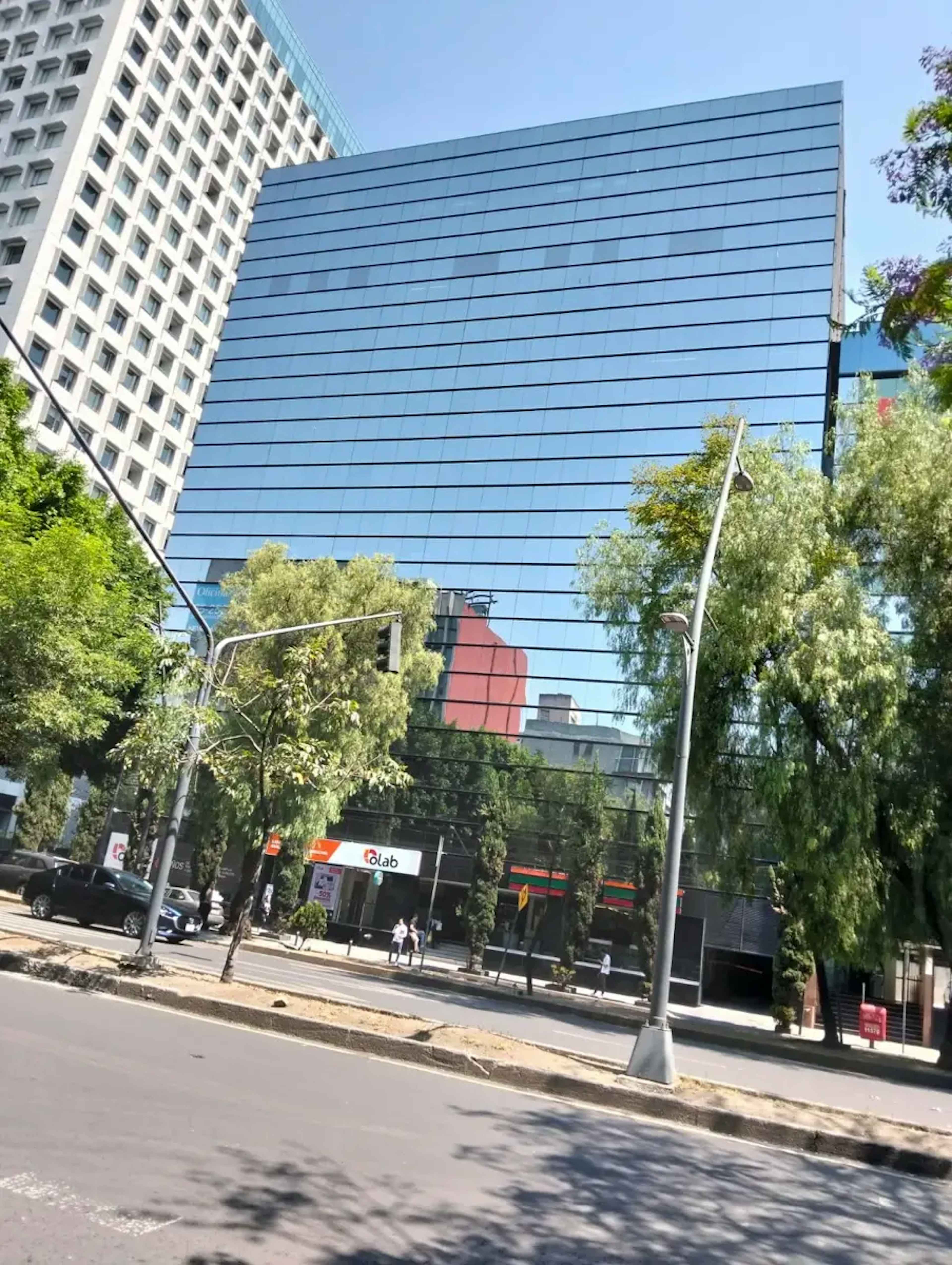 Av. Ejercito Nacional